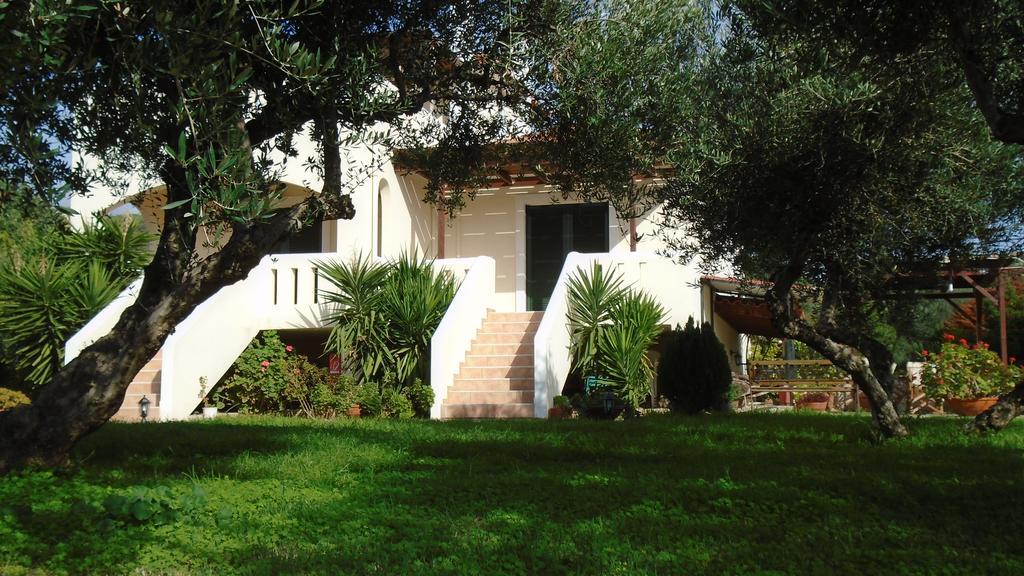 Tompras Village Demoniász-part Kültér fotó