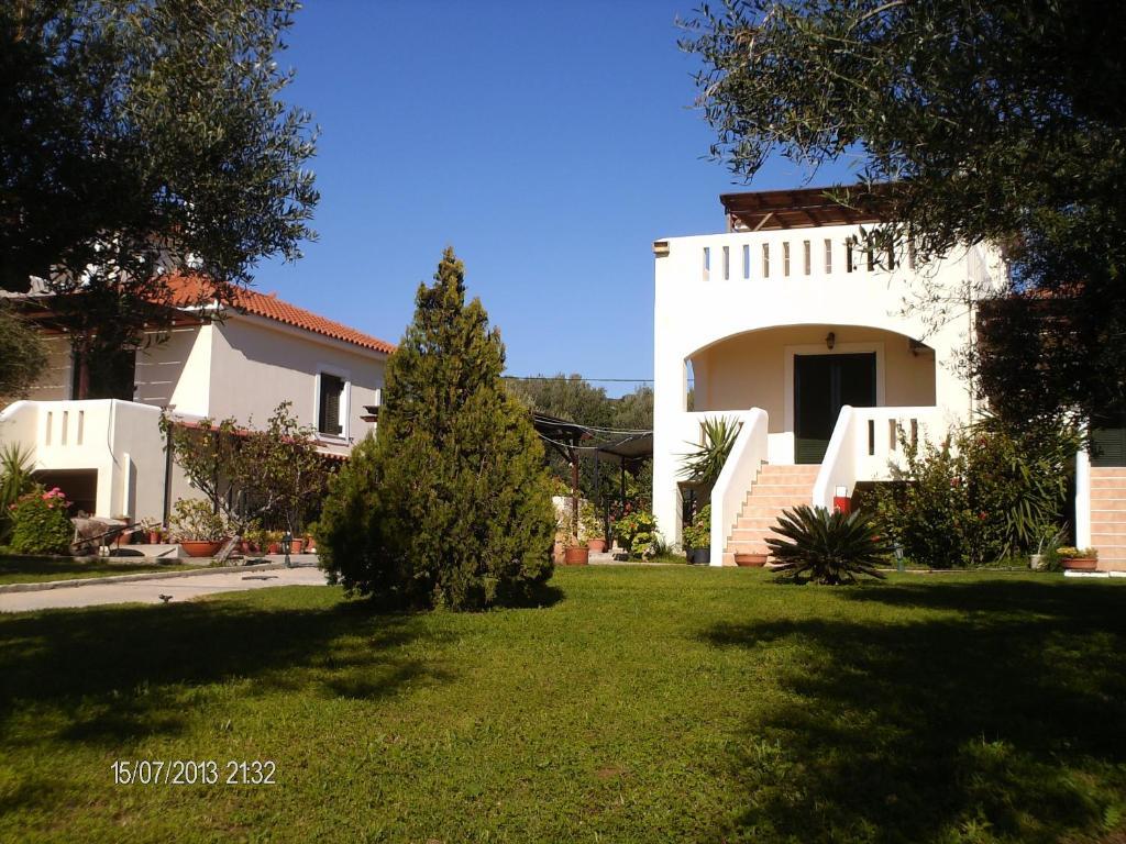 Tompras Village Demoniász-part Kültér fotó